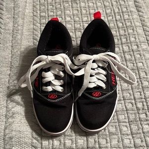Heelys- Youth Size 1